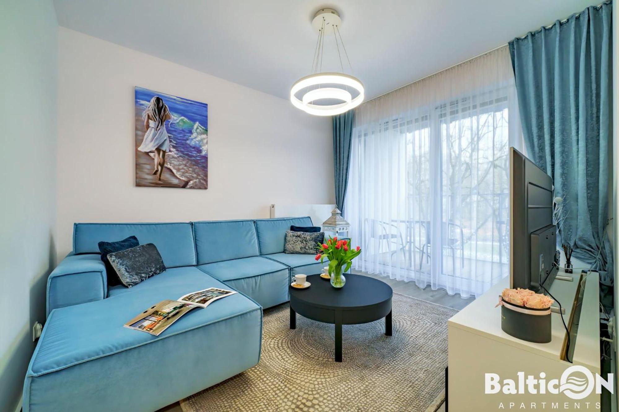 Apartamenty Balticon Nadmorskie Tarasy 코워브제크 외부 사진