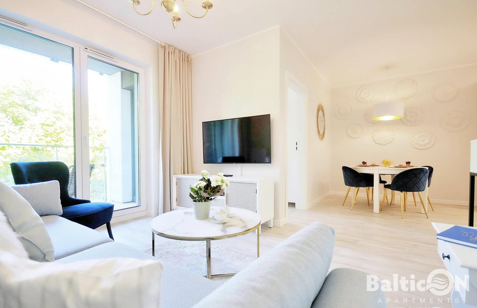 Apartamenty Balticon Nadmorskie Tarasy 코워브제크 외부 사진