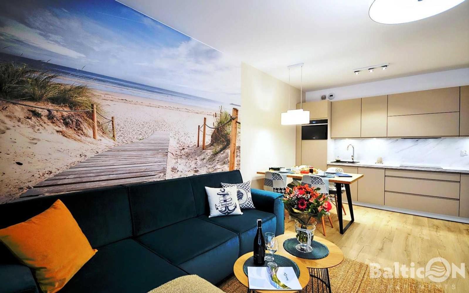 Apartamenty Balticon Nadmorskie Tarasy 코워브제크 객실 사진