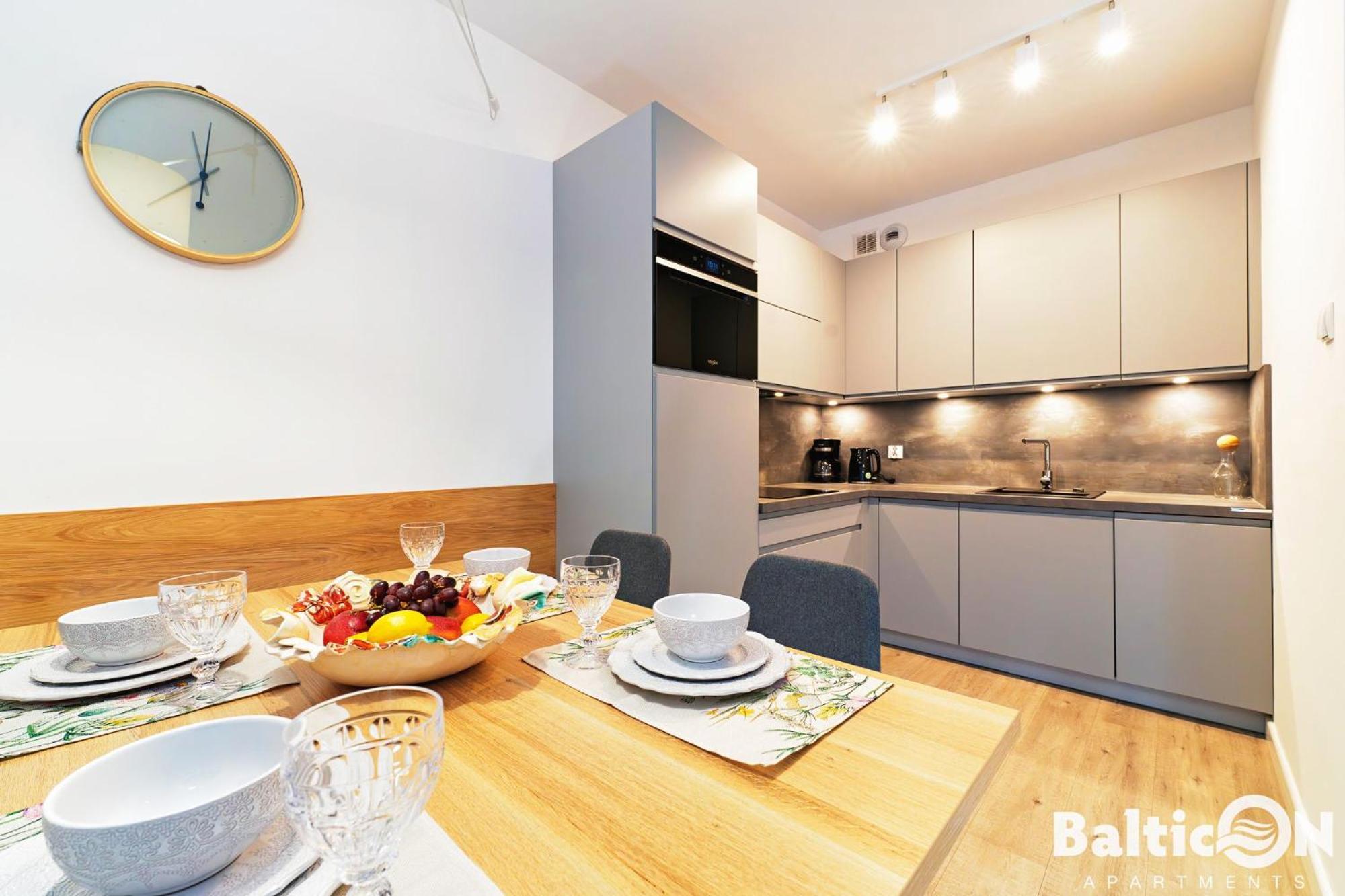 Apartamenty Balticon Nadmorskie Tarasy 코워브제크 외부 사진