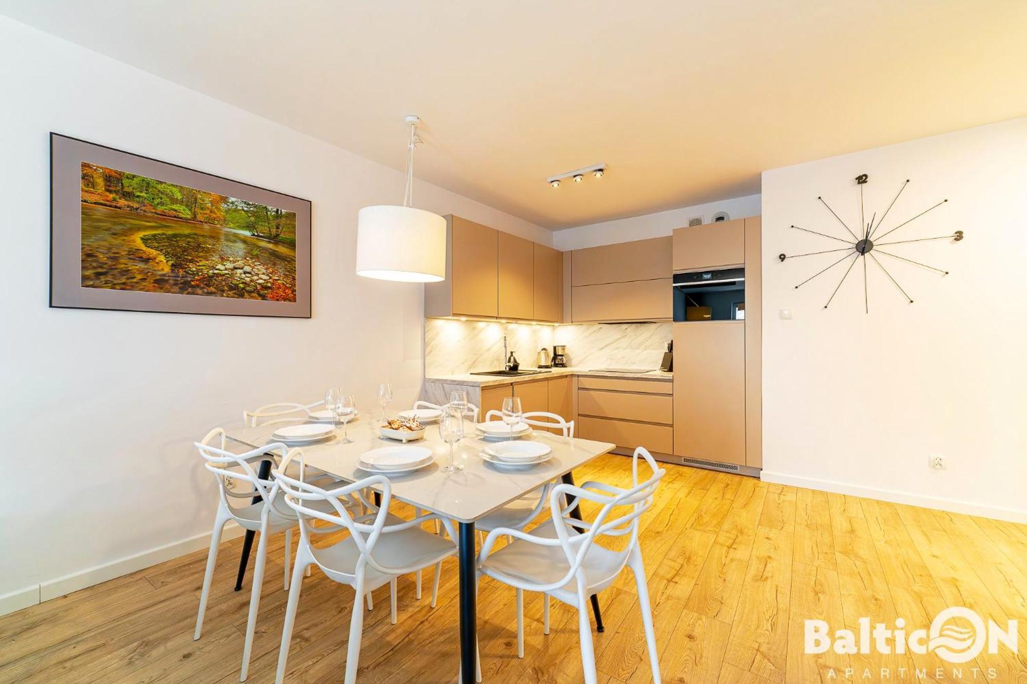 Apartamenty Balticon Nadmorskie Tarasy 코워브제크 외부 사진