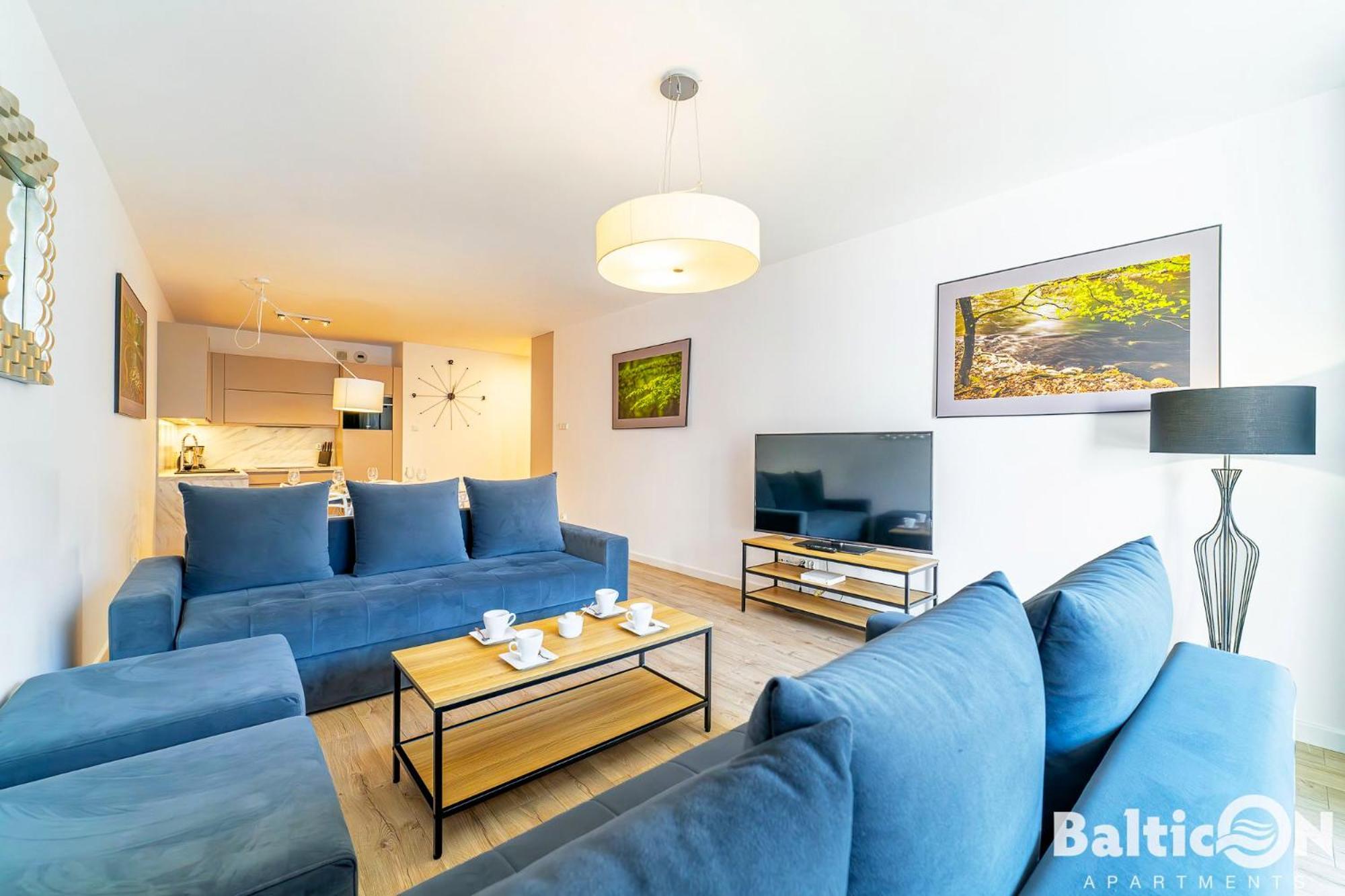 Apartamenty Balticon Nadmorskie Tarasy 코워브제크 외부 사진